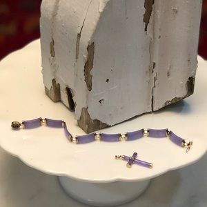 Jade bracelet and pendant